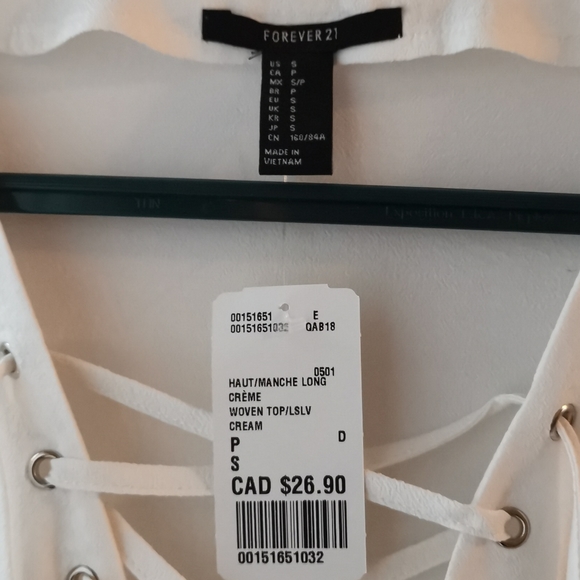 Forever 21 blouse - Picture 4 of 4